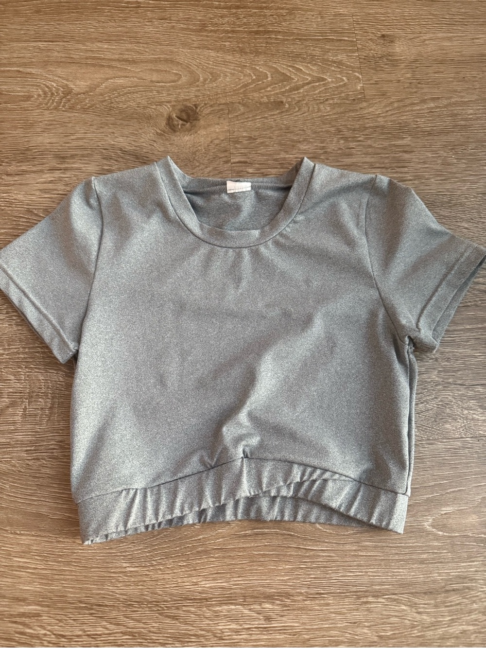 Women gray work out crop top